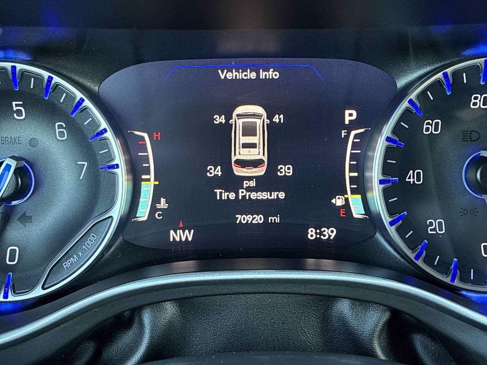 Used 2023 Chrysler Pacifica Touring-L FWD image 10