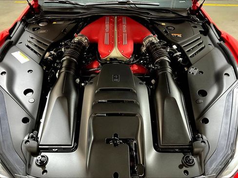 Used 2022 Ferrari 812 Competizione RWD image 24