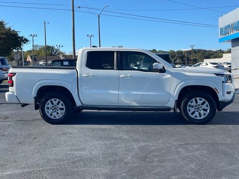 Used 2023 Nissan Frontier SV w/ Technology Package image 8