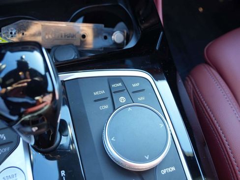 Used 2022 BMW X4 xDrive30i image 23