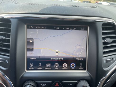 Used 2016 Jeep Grand Cherokee Summit AWD/4WD image 23