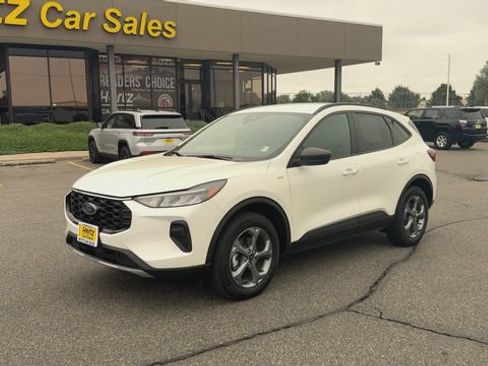 Used 2025 Ford Escape ST-Line w/ Tech Pack #1 AWD/4WD image 4