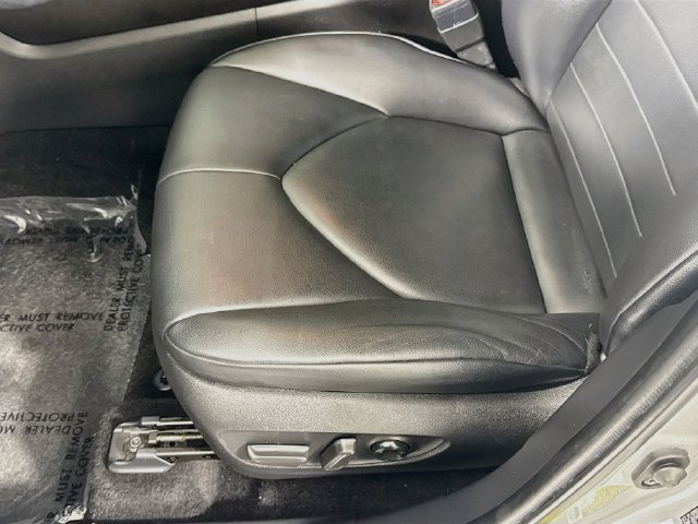 Certified 2022 Toyota Highlander XLE FWD image 20
