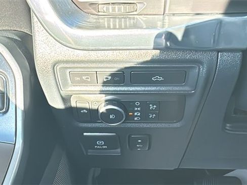 Certified 2021 Ford F150 Lariat w/ Equipment Group 502A High image 14