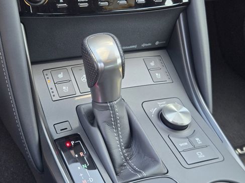 Used 2024 Lexus IS 350 F Sport RWD image 20
