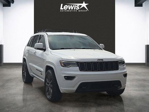 Used 2016 Jeep Grand Cherokee Limited 75th Anniversary AWD/4WD image 6