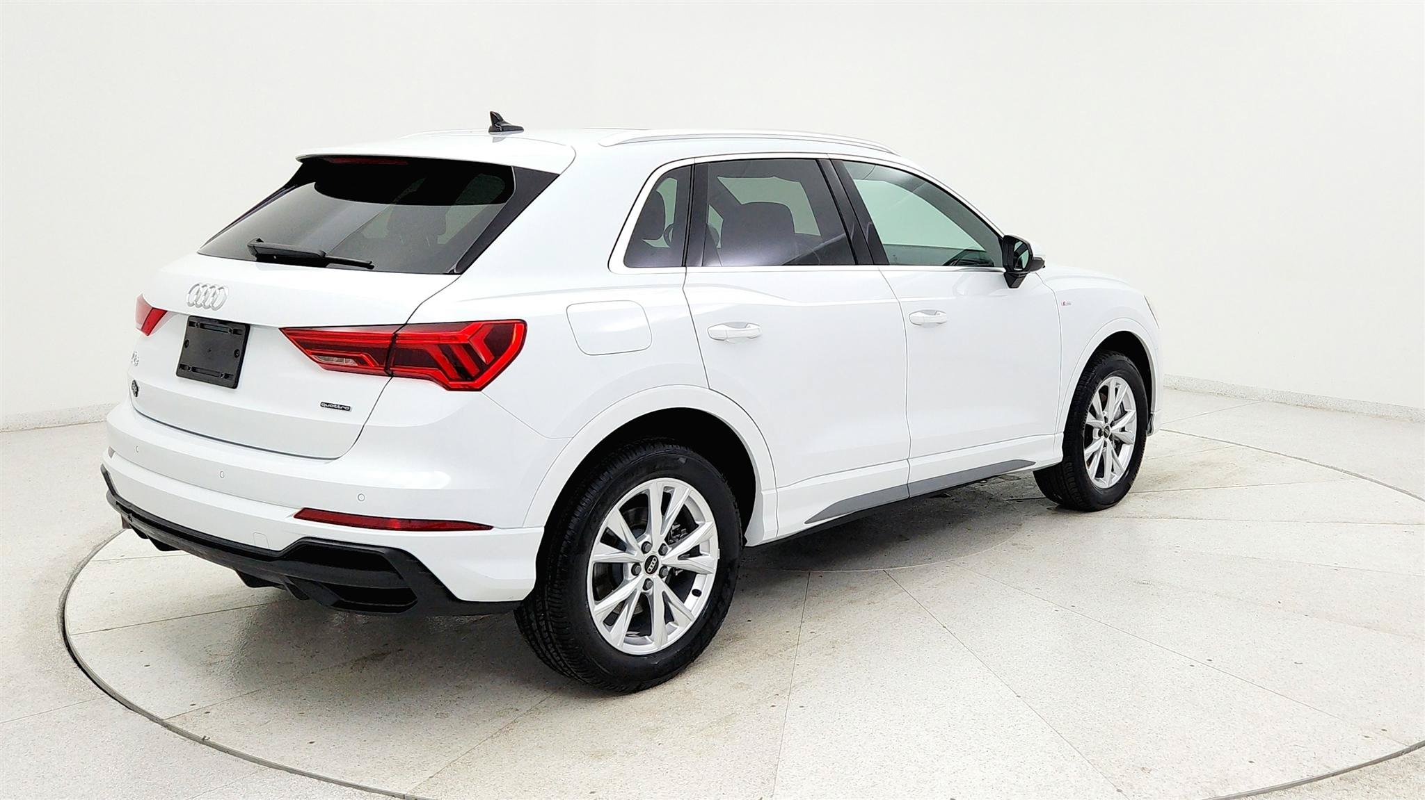 Used 2025 Audi Q3 2.0T Premium AWD/4WD image 5