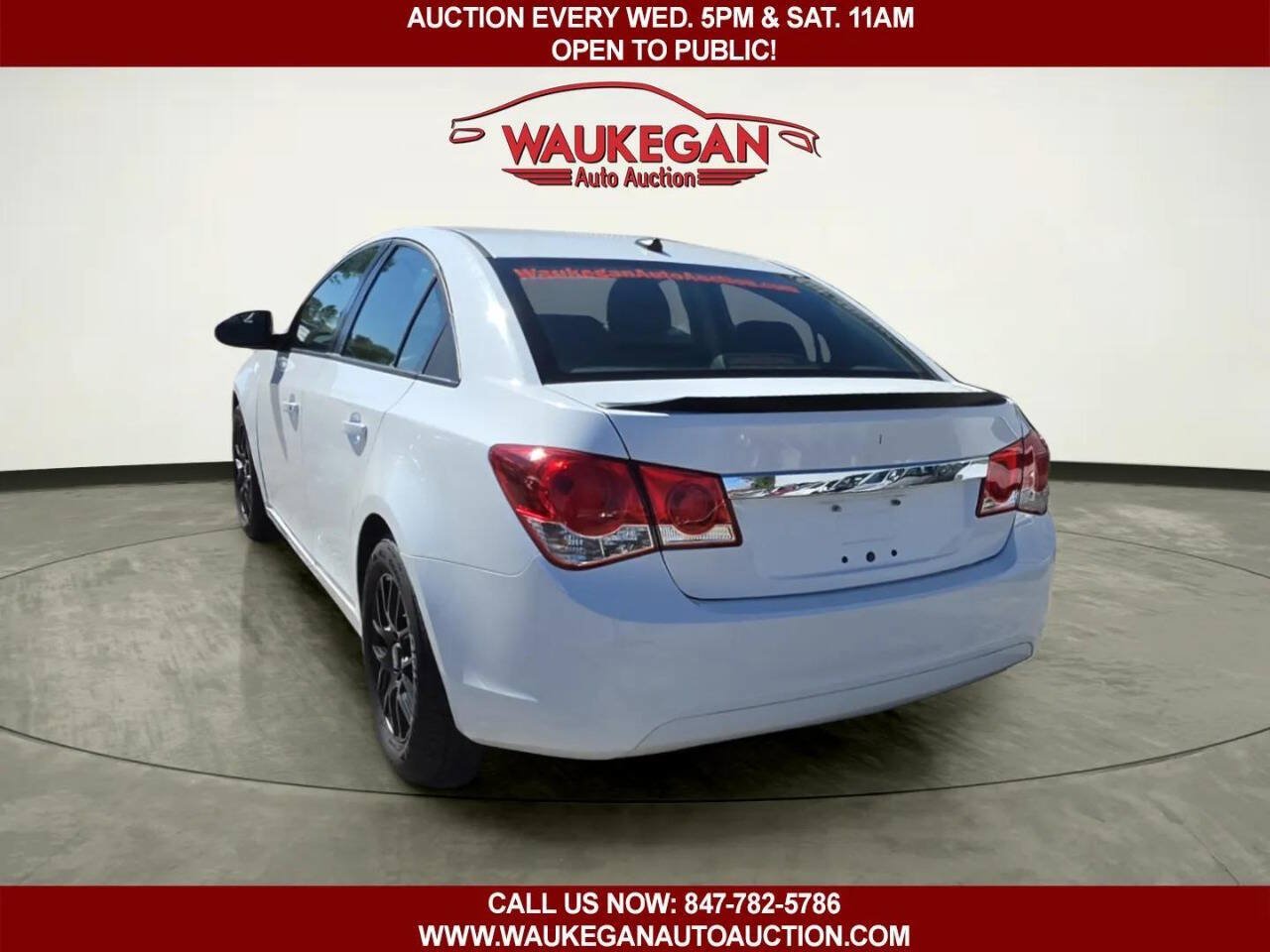 Used 2013 Chevrolet Cruze LS FWD image 4