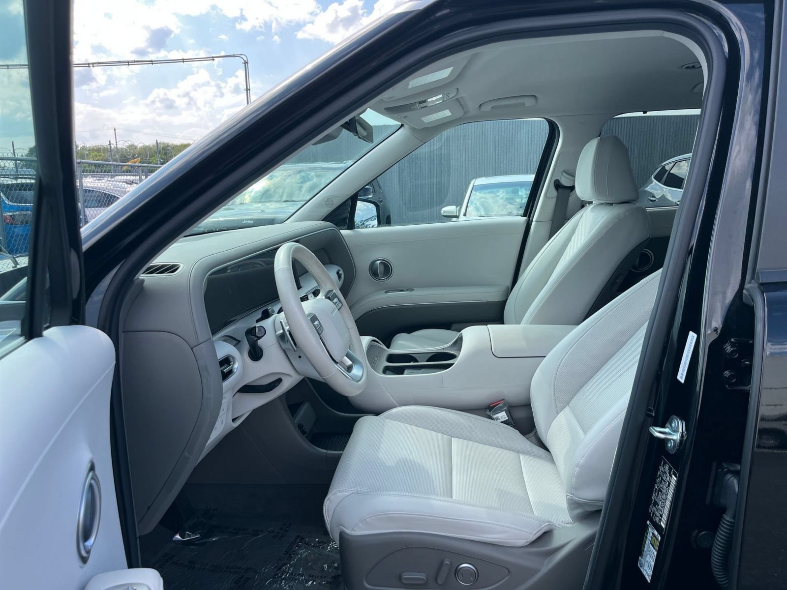Used 2026 Hyundai Palisade SEL FWD image 28