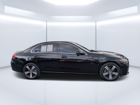 Certified 2025 Mercedes-Benz C 300 Sedan image 5