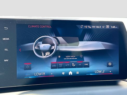 New 2025 BMW M235i xDrive w/ M Performance Package image 15