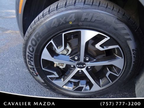 Used 2025 Kia Sportage EX AWD/4WD image 47