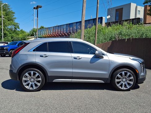 Used 2023 Cadillac XT4 Premium Luxury AWD/4WD image 7