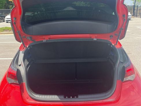 Used 2020 Hyundai Veloster N image 9