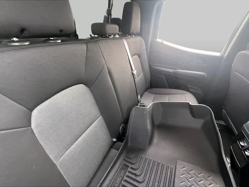 Used 2025 Chevrolet Colorado Trail Boss AWD/4WD image 18