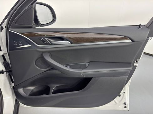 Used 2023 BMW X4 xDrive30i w/ Premium Package image 48