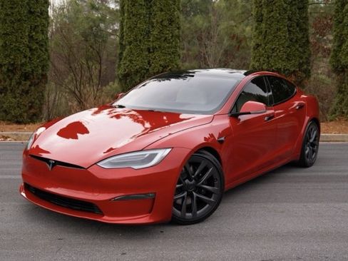 Used 2021 Tesla Model S Plaid image 1
