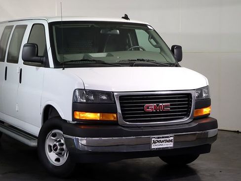 Used 2024 GMC Savana 2500 w/ Driver Convenience Package image 6