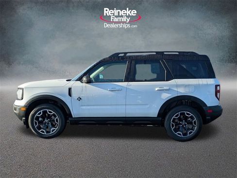 New 2025 Ford Bronco Sport Outer Banks image 9