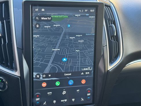 Used 2022 Ford Edge SEL image 23