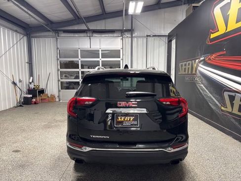 Used 2020 GMC Terrain SLT w/ Preferred Package image 14