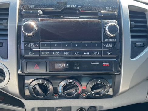 Used 2012 Toyota Tacoma 4x4 Double Cab w/ TRD Sport Pkg image 12