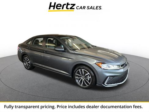 Used 2025 Volkswagen Jetta SE FWD image 1
