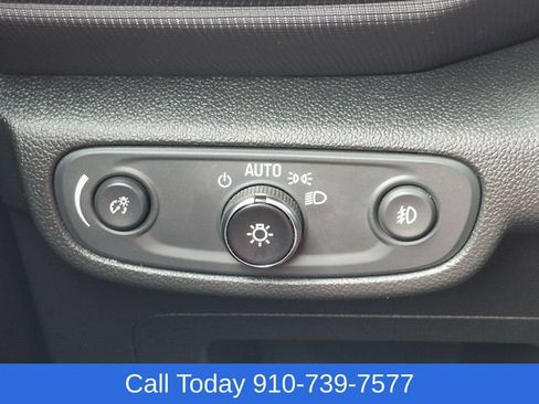 Used 2023 Chevrolet TrailBlazer LT FWD image 18