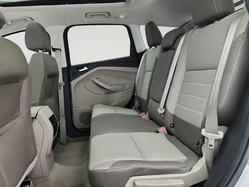 Used 2016 Ford Escape SE w/ Equipment Group 201A FWD image 23