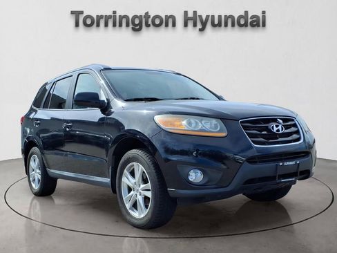 Used 2011 Hyundai Santa Fe SE image 1