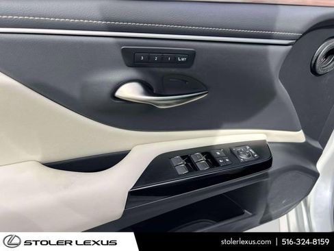 Used 2025 Lexus ES 350 w/ Premium Package FWD image 22