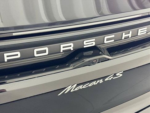 Used 2026 Porsche Macan 4S Electric AWD/4WD image 26