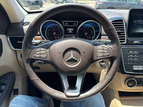 Used 2016 Mercedes-Benz GLE 350 image 9