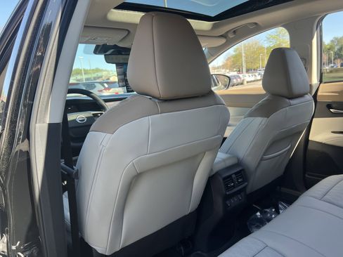 New 2026 Nissan Murano Platinum image 21