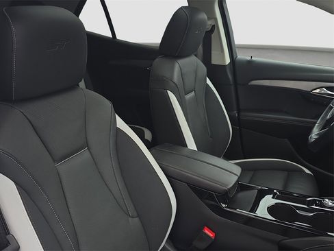 Used 2024 Buick Envision Sport Touring image 19