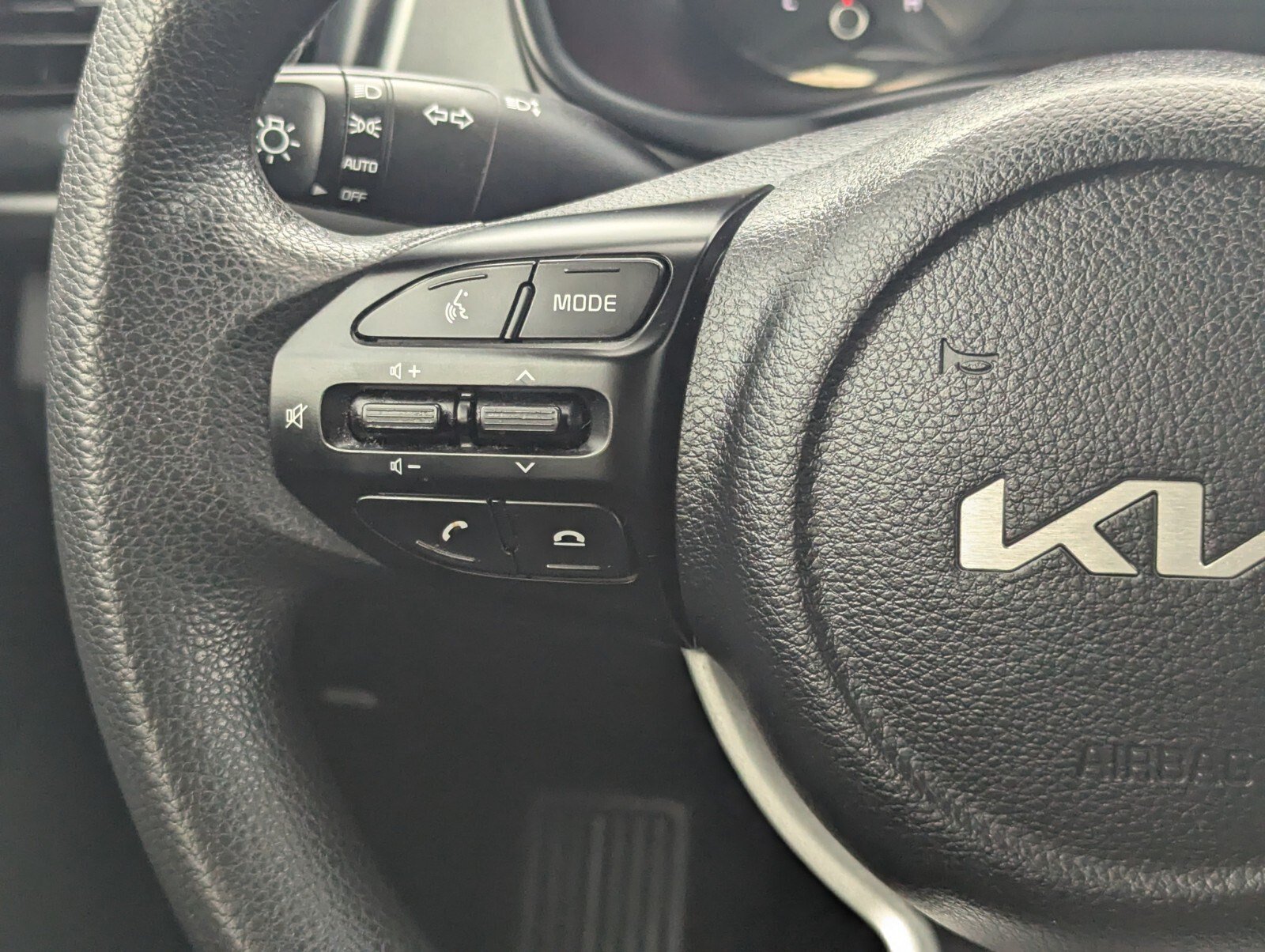 Used 2022 Kia Rio S FWD image 27