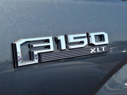 Used 2018 Ford F150 XLT w/ Equipment Group 302A Luxury AWD/4WD image 13