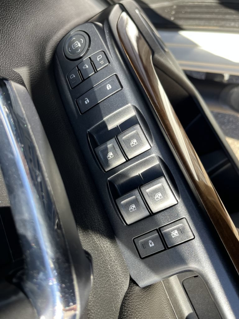 Used 2018 Chevrolet Silverado 3500 LTZ w/ Duramax Plus Package AWD/4WD image 20