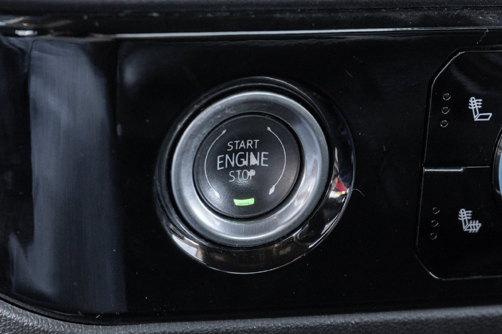 Used 2024 GMC Sierra 1500 SLT AWD/4WD image 29