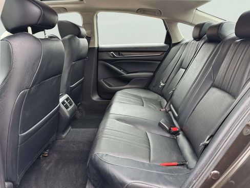 Used 2018 Honda Accord EX-L image 10
