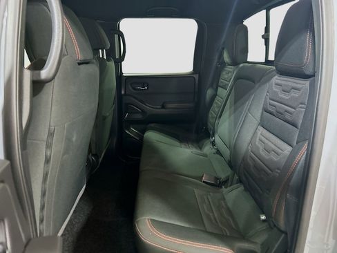 Used 2024 Nissan Frontier PRO-4X w/ Off-Road Protection Package AWD/4WD image 20