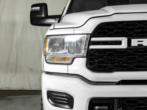 Used 2024 RAM 3500 Tradesman w/ Chrome Appearance Group AWD/4WD image 38