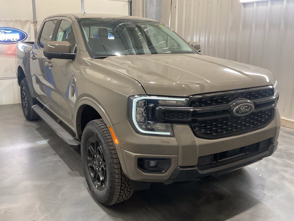New 2026 Ford Ranger Lariat w/ FX4 Off-Road Package AWD/4WD image 2