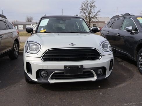 Used 2022 MINI Cooper Countryman image 3