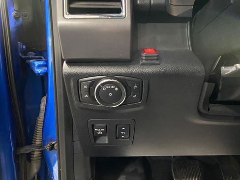 Used 2016 Ford F150 XLT w/ Equipment Group 302A Luxury image 11