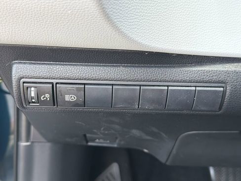 Used 2019 Toyota Corolla SE FWD image 22