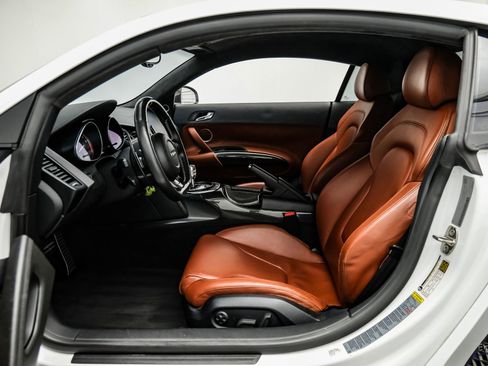 Used 2010 Audi R8 V10 image 44