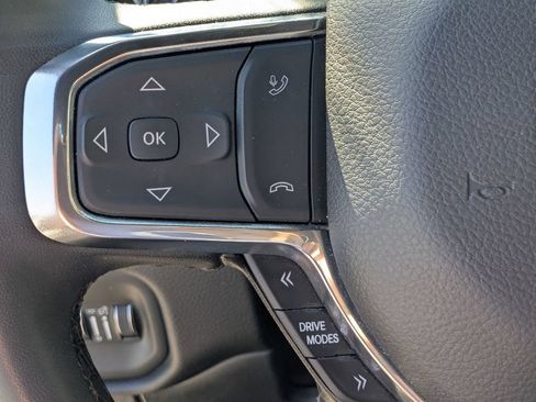 Used 2025 RAM 1500 Laramie AWD/4WD image 17
