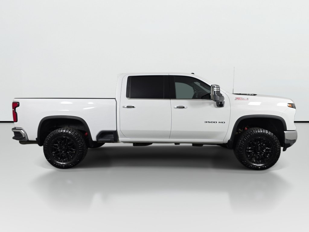 Used 2024 Chevrolet Silverado 3500 LTZ w/ LTZ Plus Package AWD/4WD image 2