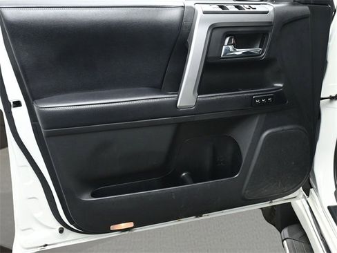 Used 2019 Toyota 4Runner Limited image 9